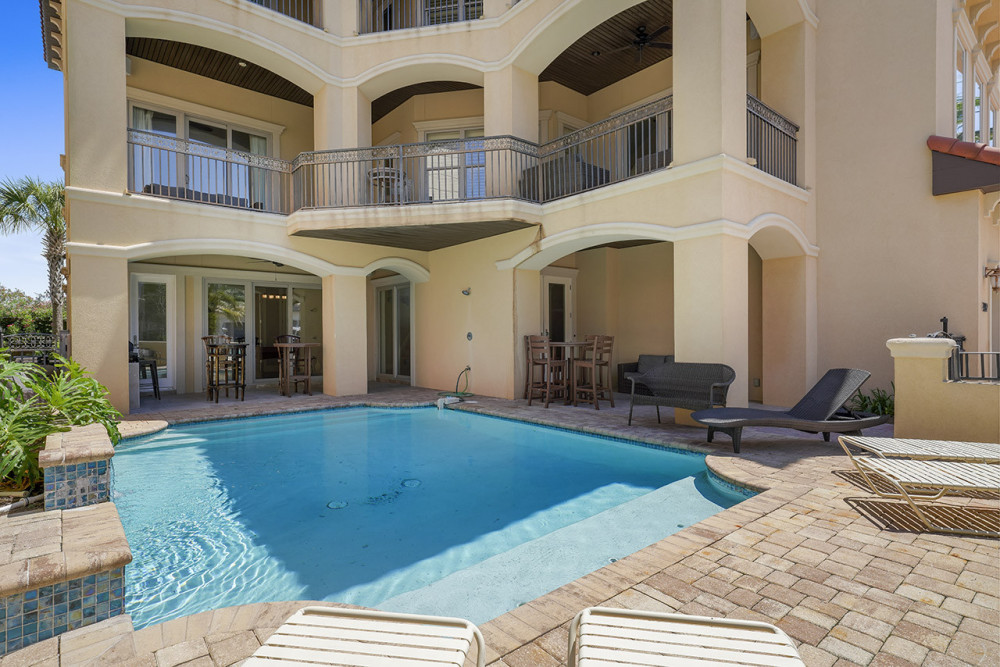 Destin 302