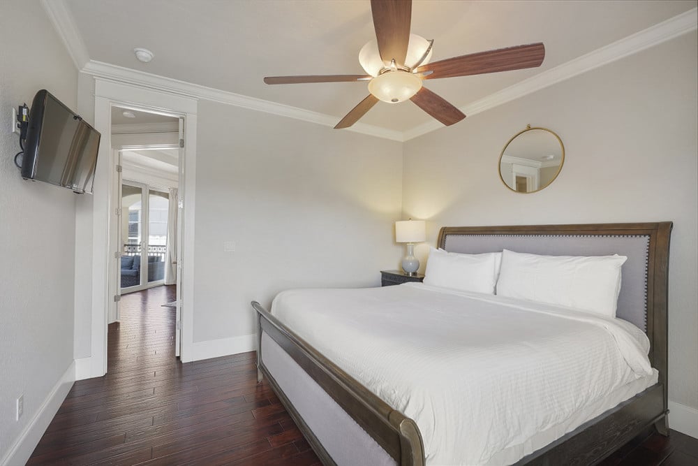 Destin 302