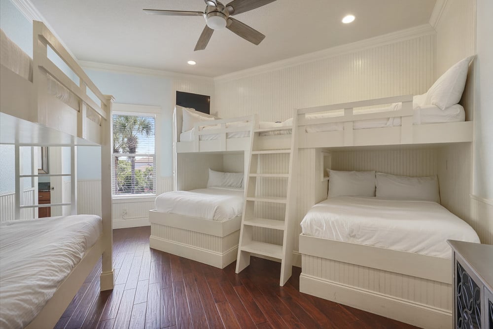 Destin 302