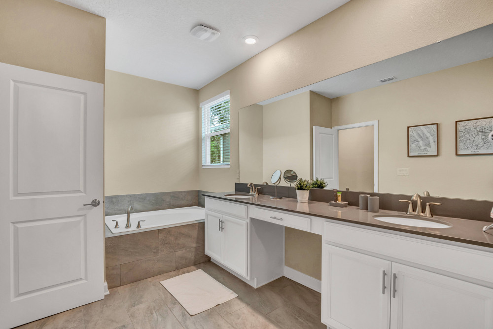 Storey Lake Resort 923