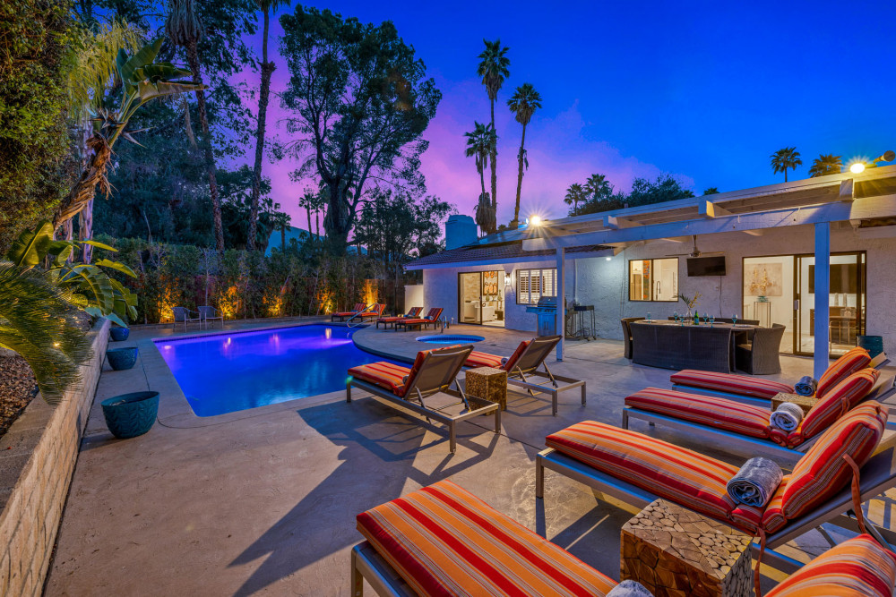 Palm Springs 106