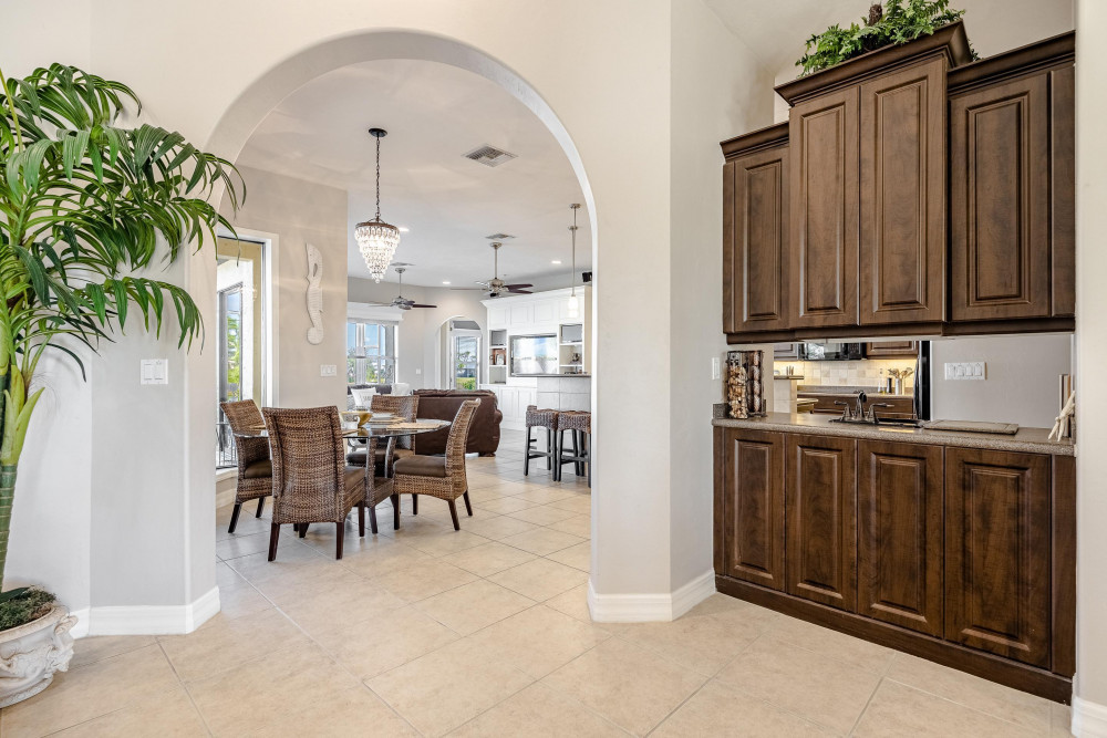 Cape Coral 762