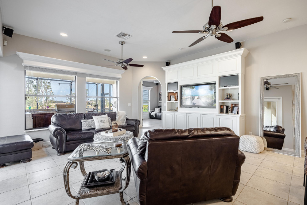 Cape Coral 762