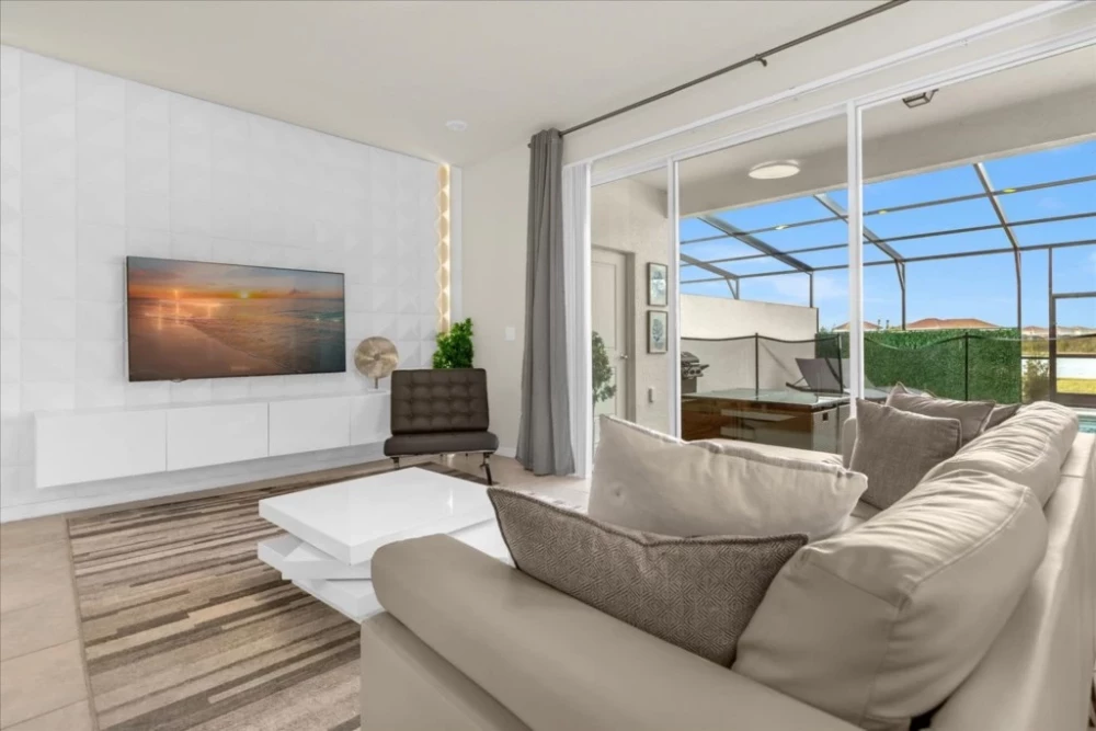 Solterra Resort 789