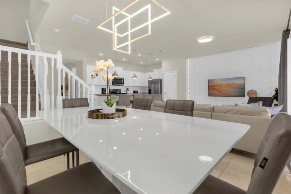 Solterra Resort 789