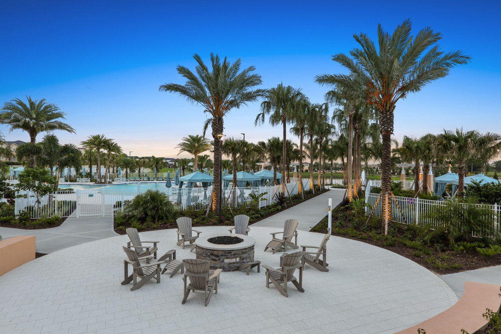 Solara Resort 450