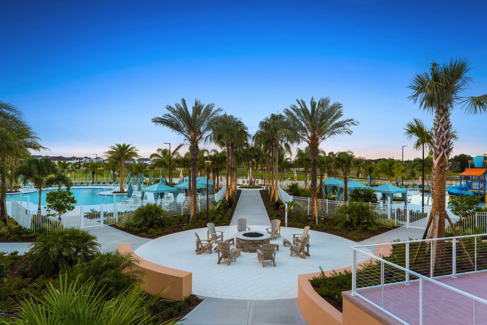 Solara Resort 450