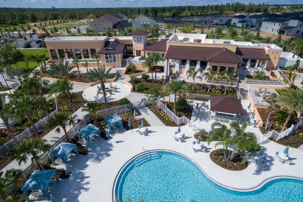 Solara Resort 450