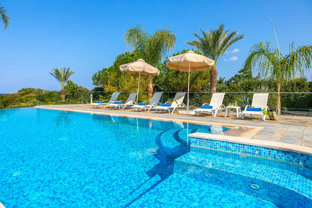 Harmonia Beach Villa