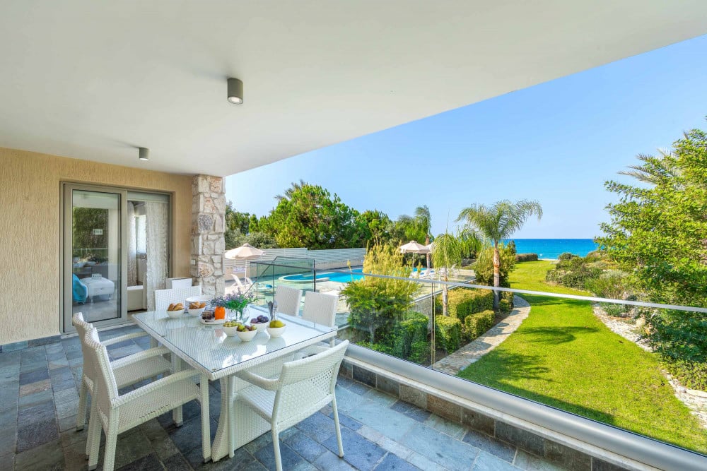 Harmonia Beach Villa
