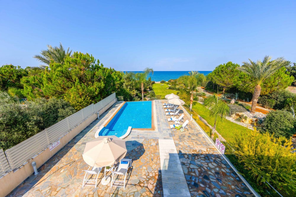 Harmonia Beach Villa