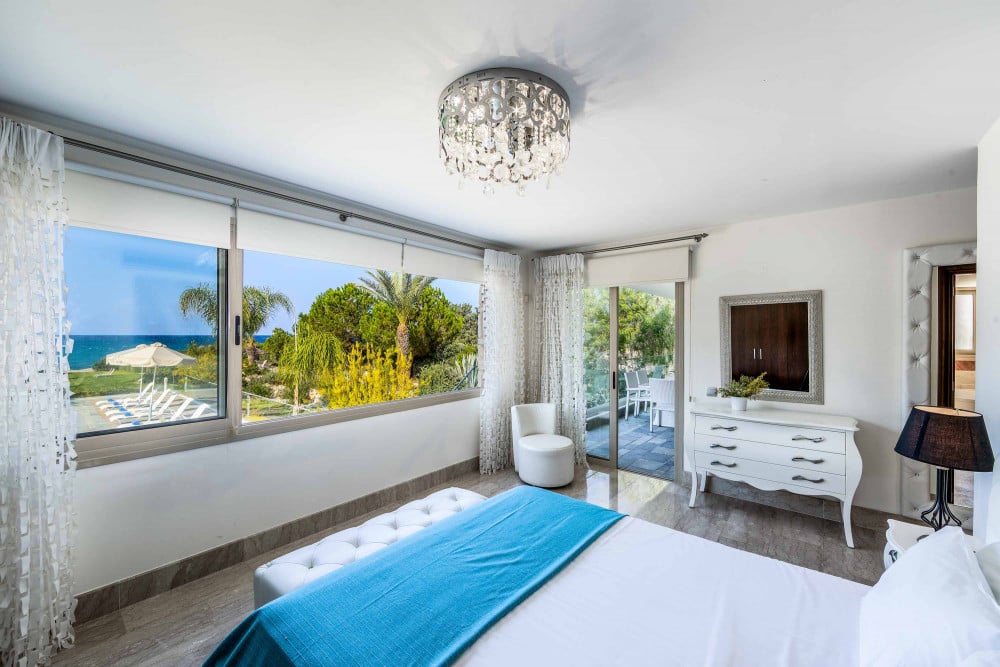 Harmonia Beach Villa