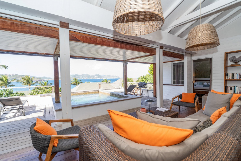 Phoenix Pointe Milou