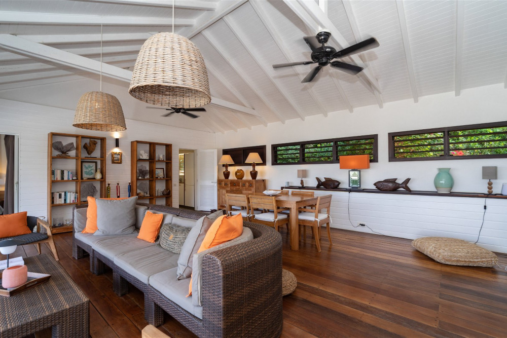 Phoenix Pointe Milou