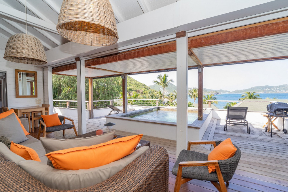 Phoenix Pointe Milou