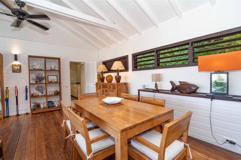 Phoenix Pointe Milou