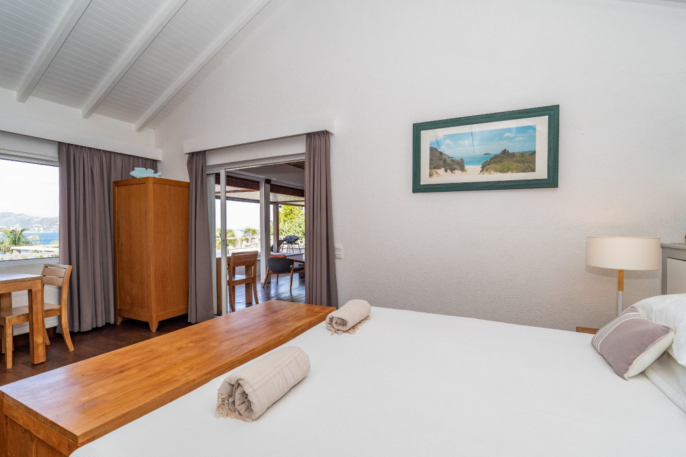 Phoenix Pointe Milou