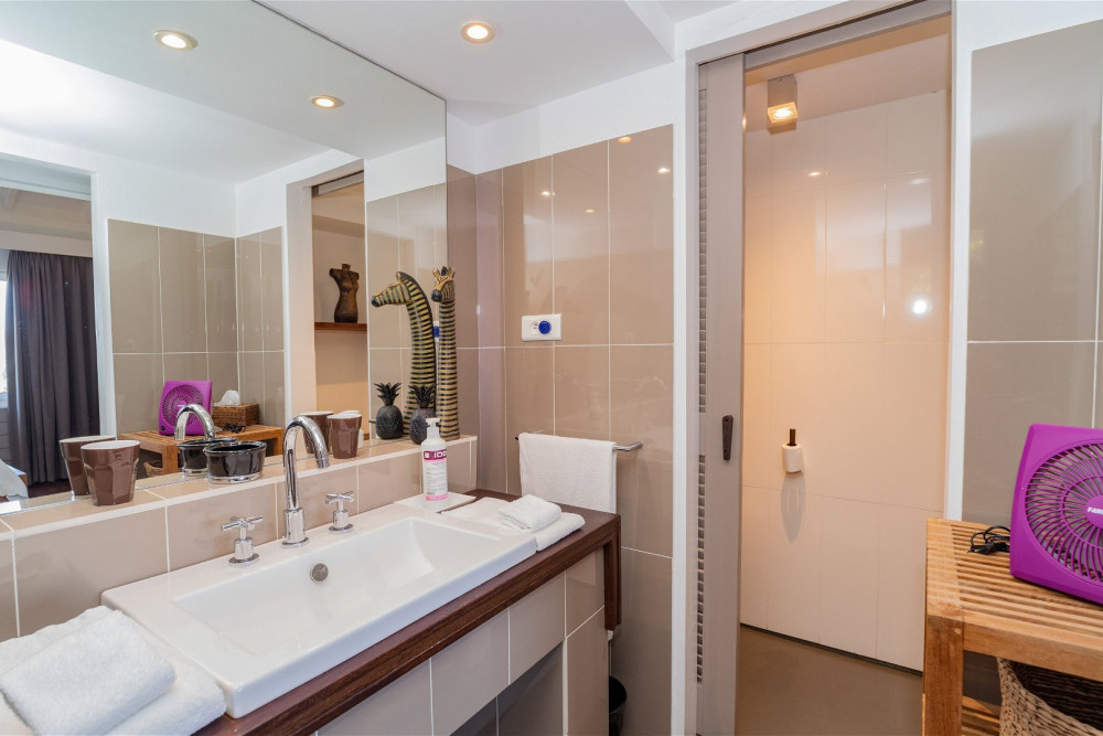 Phoenix Pointe Milou