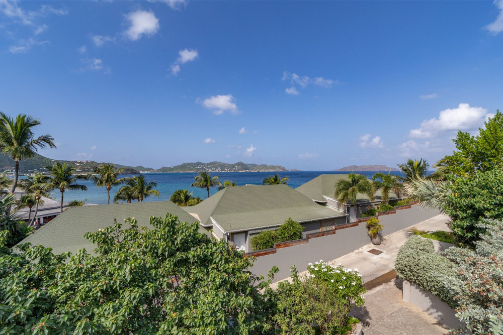 Phoenix Pointe Milou