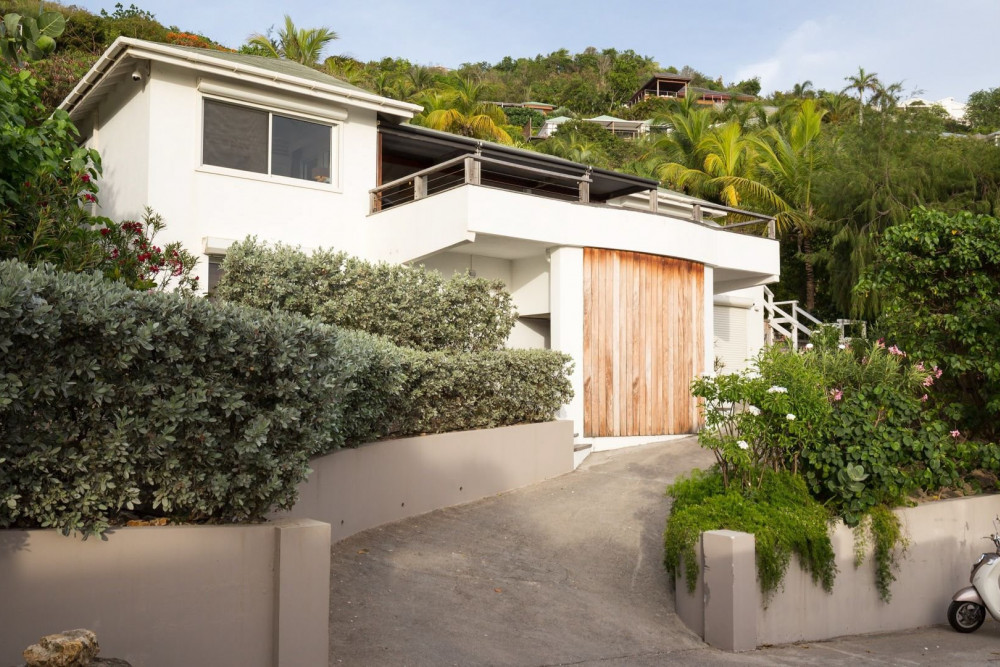 Phoenix Pointe Milou