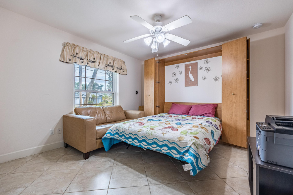 Cape Coral 772