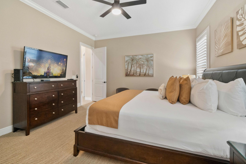 Reunion Resort 44
