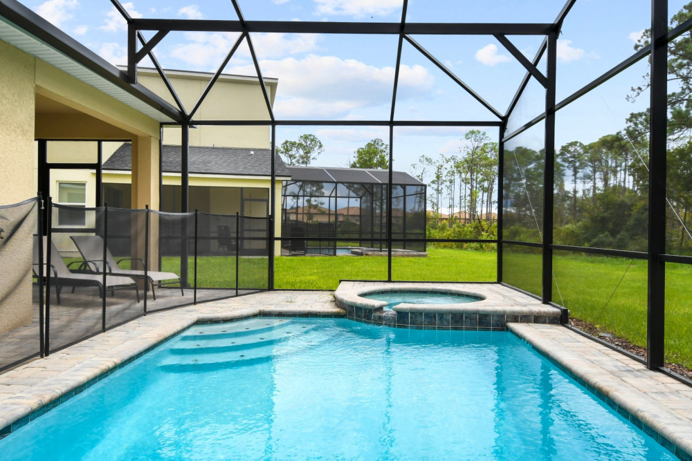 Solara Resort 455
