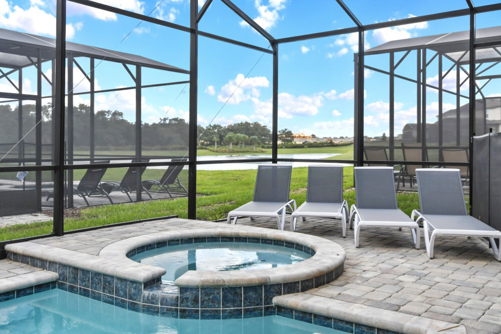 Solara Resort 457