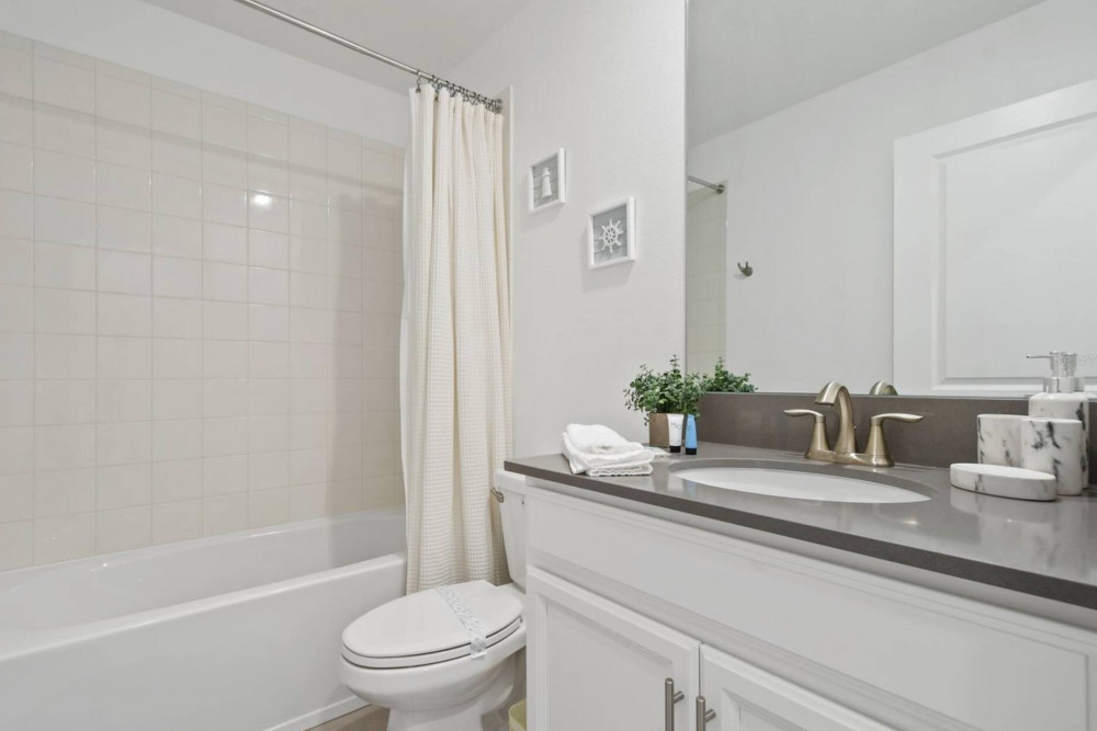 Storey Lake Resort 927