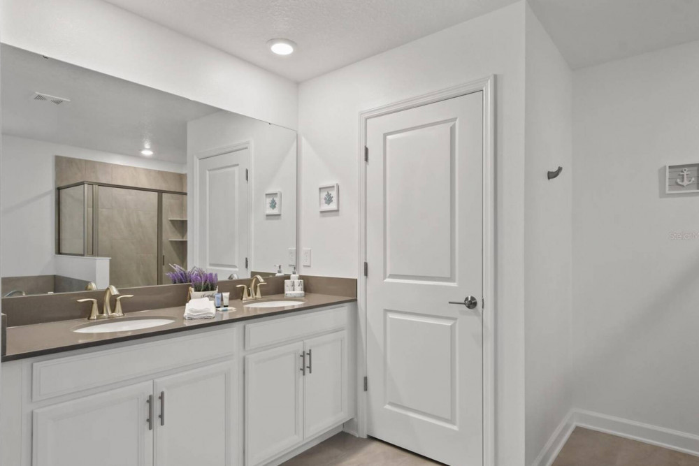 Storey Lake Resort 927