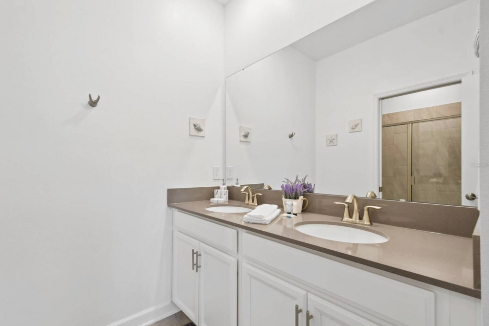 Storey Lake Resort 927