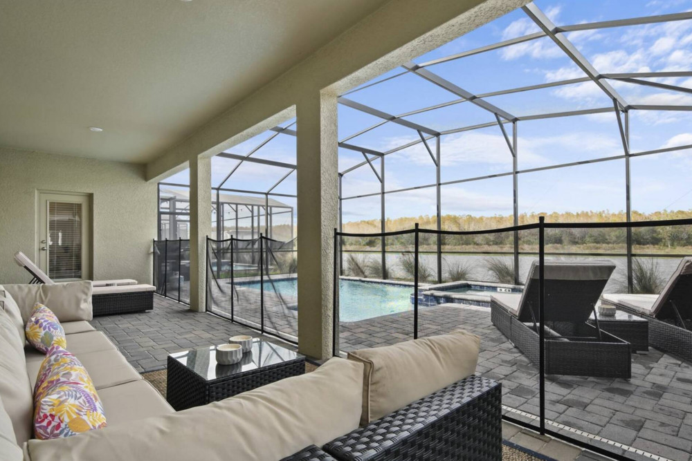 Storey Lake Resort 927