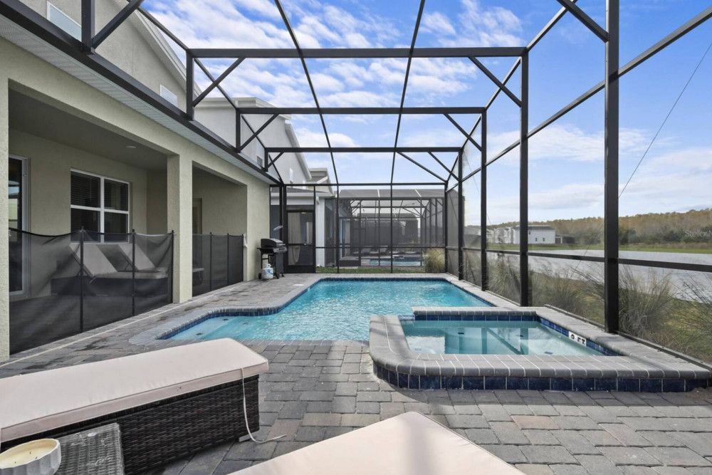 Storey Lake Resort 927