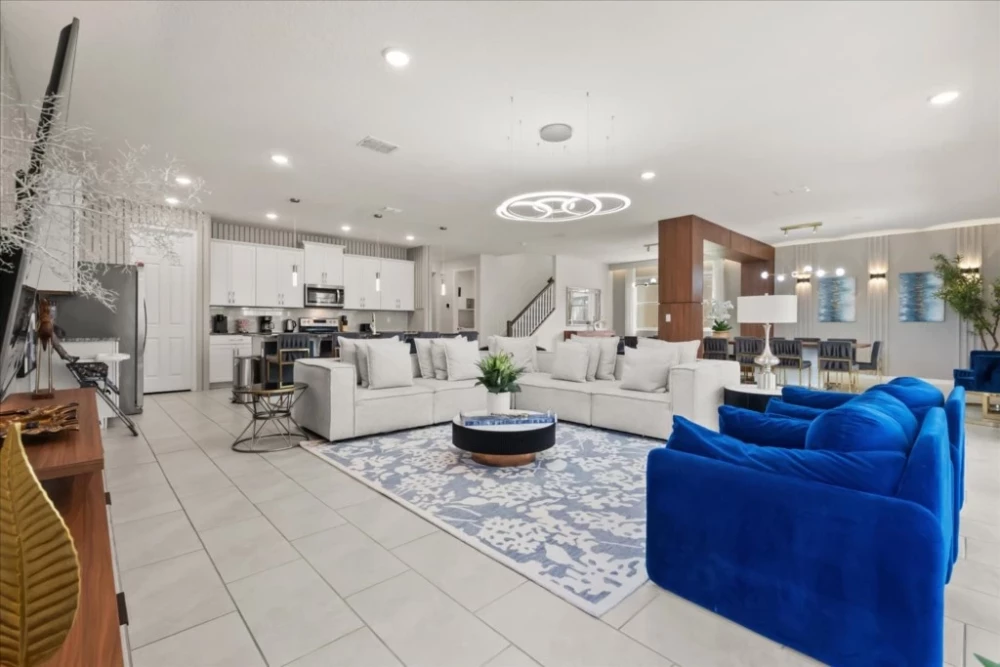Solara Resort 456