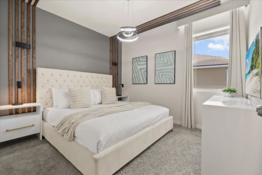 Solara Resort 456