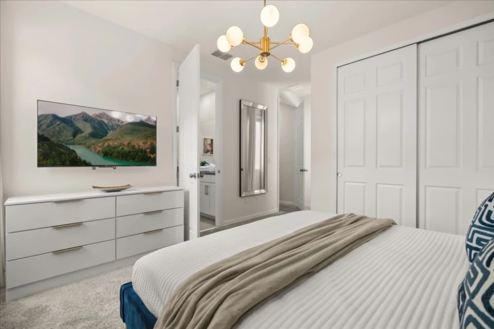 Solara Resort 456