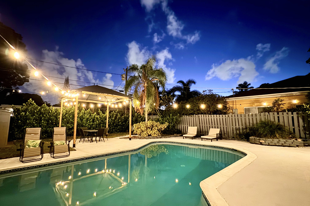 Wilton Manors 8