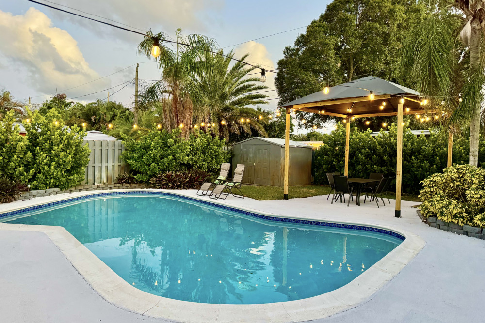 Wilton Manors 8