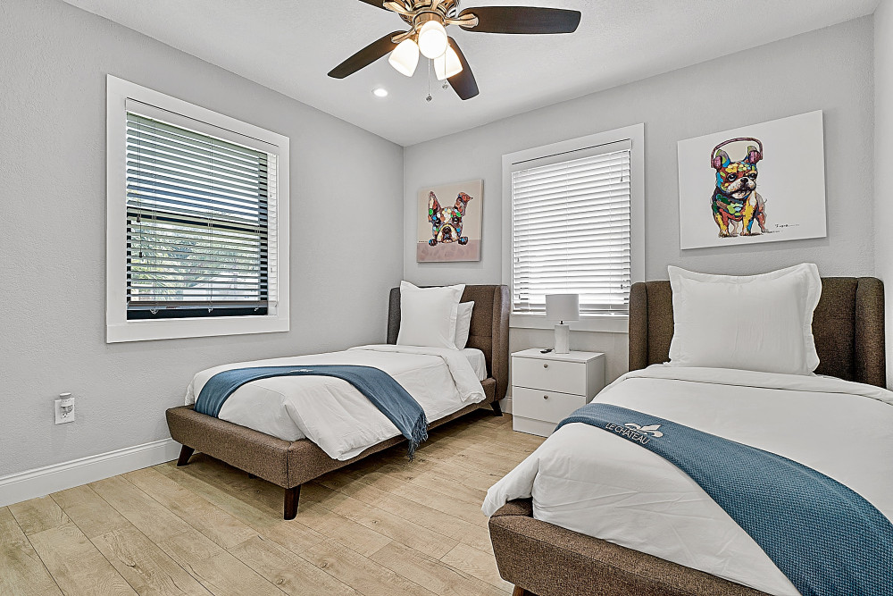 Wilton Manors 8