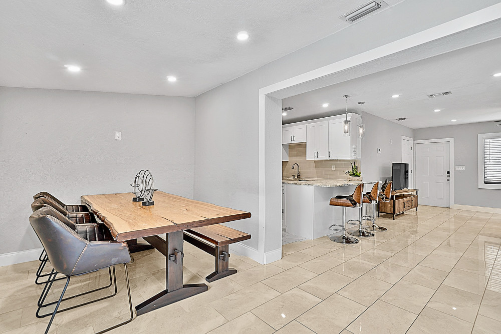 Wilton Manors 8