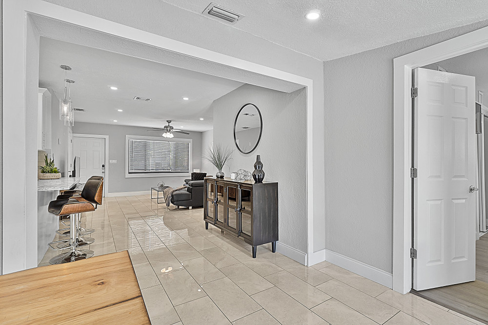 Wilton Manors 8