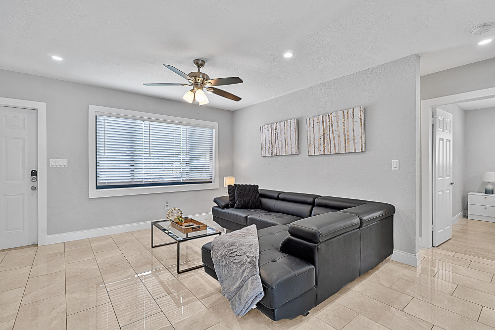 Wilton Manors 8