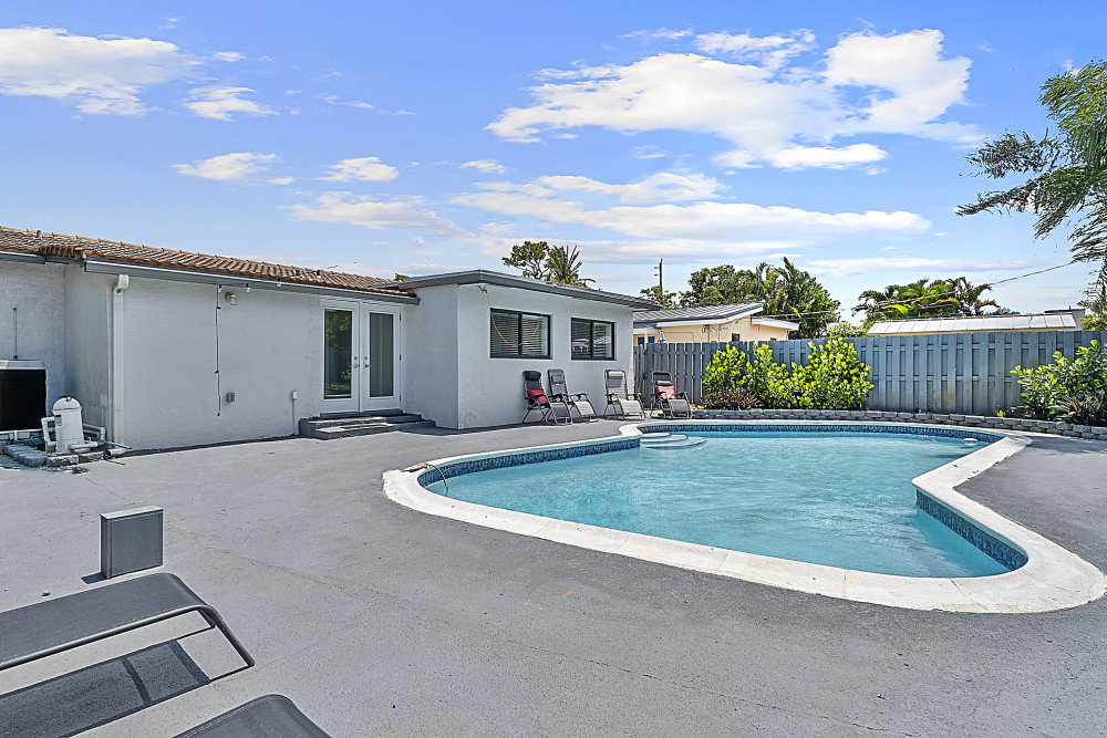 Wilton Manors 8