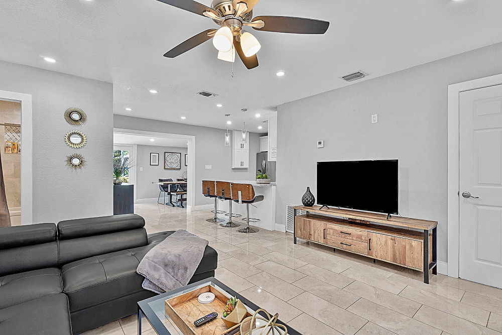 Wilton Manors 8