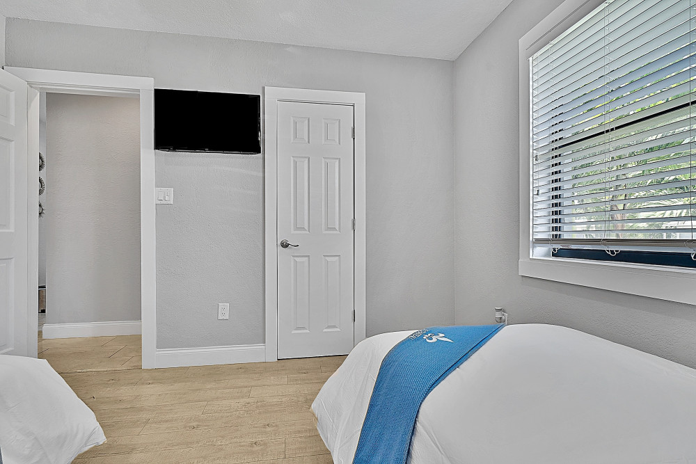 Wilton Manors 8