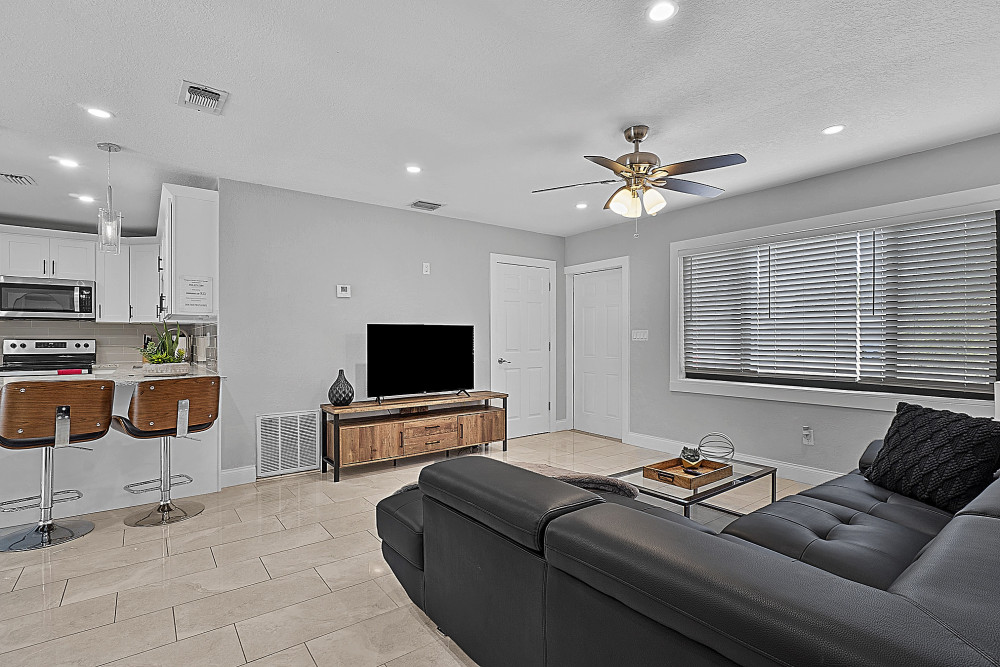 Wilton Manors 8