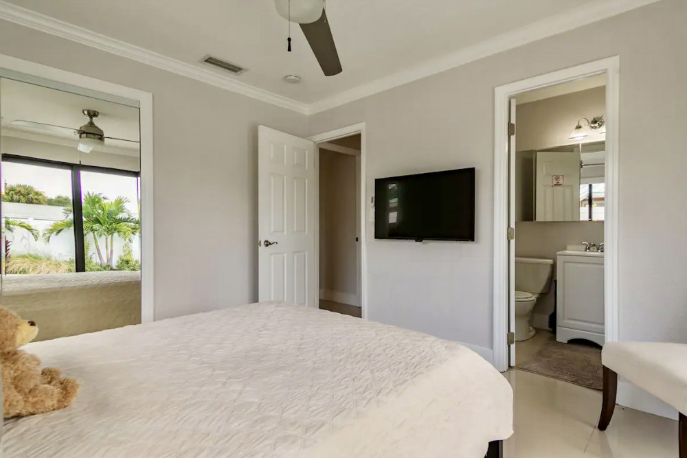 Wilton Manors 6
