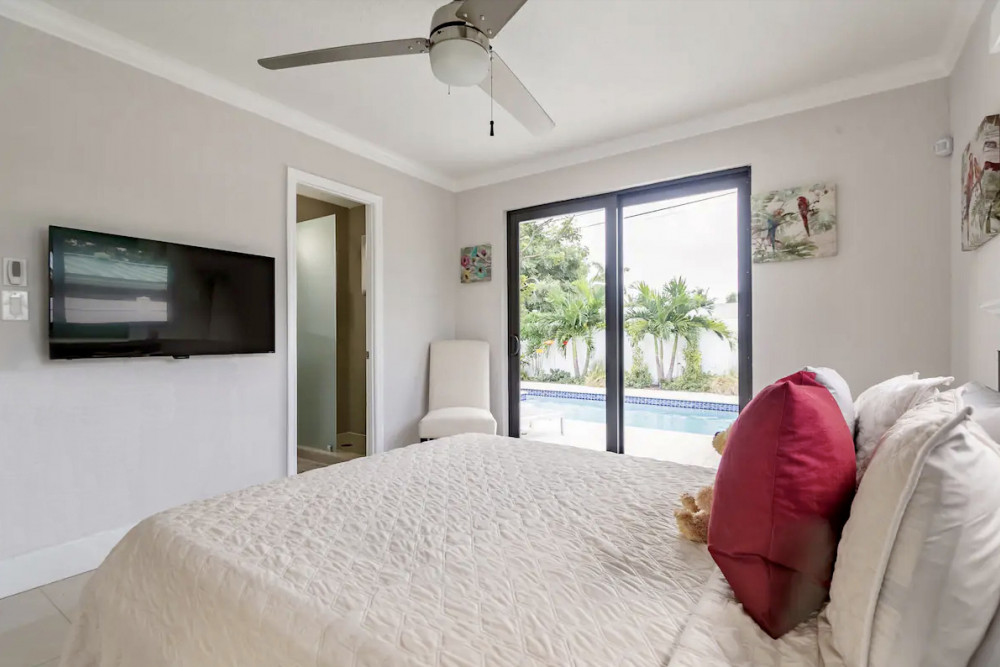 Wilton Manors 6