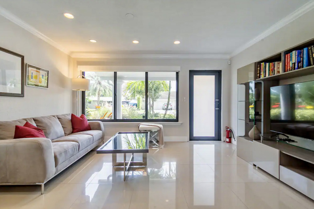 Wilton Manors 6