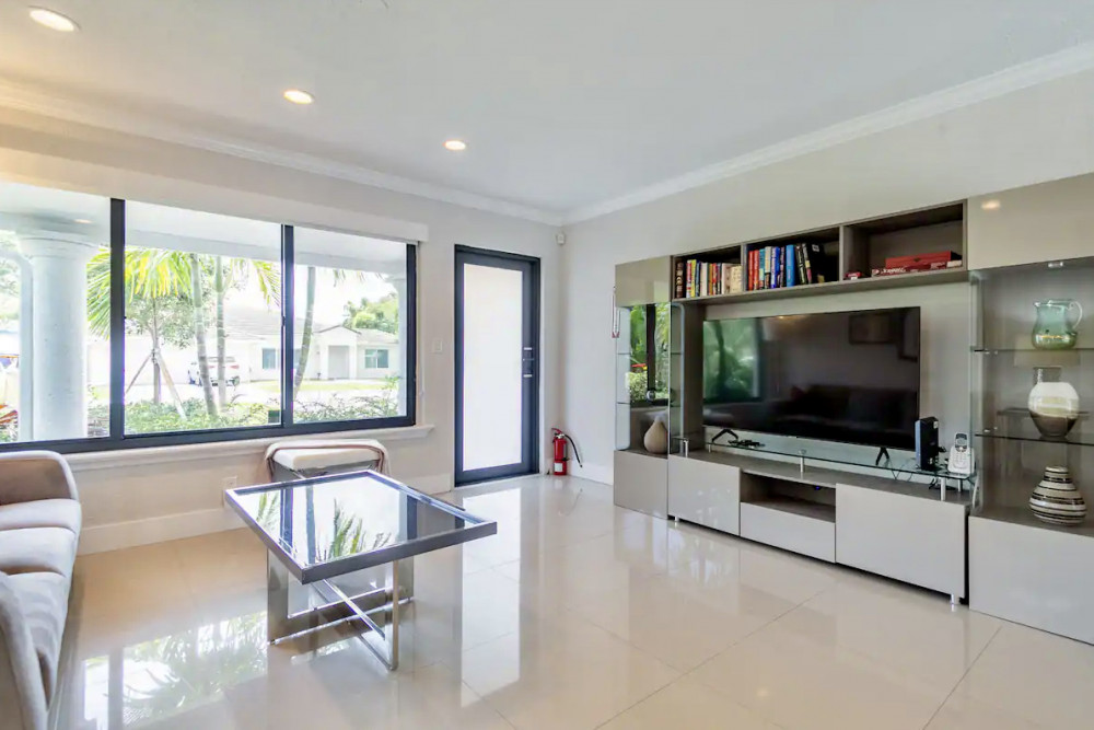 Wilton Manors 6